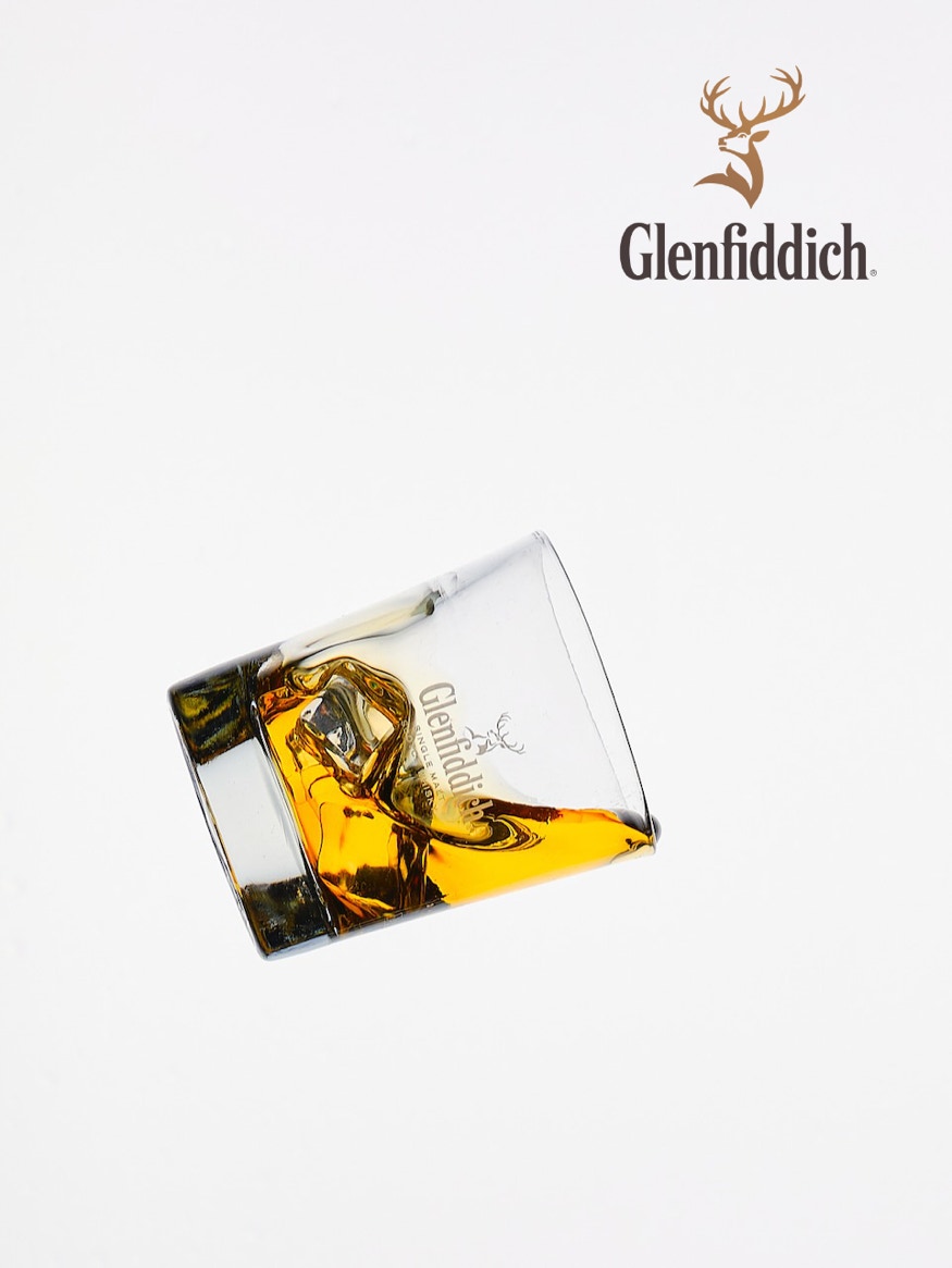 Splashfotografie Glennfiddich vallend glas